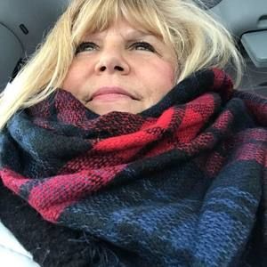 Meet your Posher, Annie